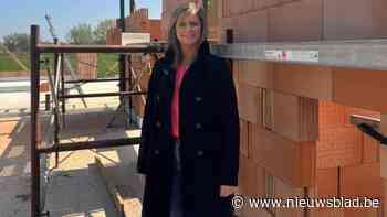 Marianne Verhaert wil “miserieboete” bij late aangifte energieprestaties weg: “Niemand kiest ervoor om langer dan vijf jaar met een bouw te zitten”