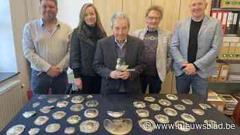 Happy end voor decennialange queeste: kostbaar koningszilver is eindelijk weer thuis in Lanaken