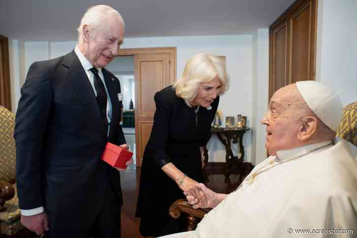 Pope Francis meets privately with King Charles and Queen Camilla during his Vatican convalescence