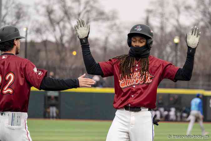 Emaarion Boyd steals 6 bases without a hit, 1st minor league player to do it since at least 2005