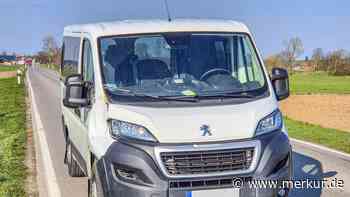 69-jähriger Radfahrer von Kleintransporter erfasst und tödlich verletzt