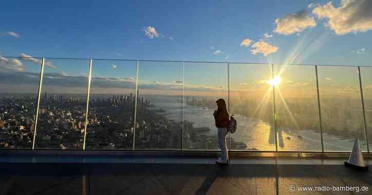 Polizei: Hubschrauber verunglückt in New York