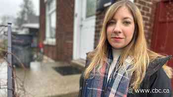 Baby found on doorstep of London, Ont., home. Police looking for mother