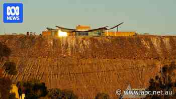 Broken Hill icon set to be revitalised after years collecting dust