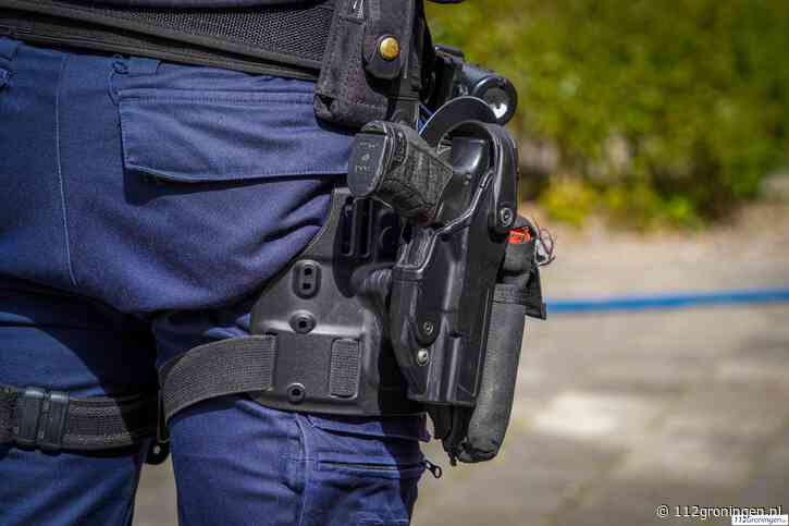 Aanhouding in Stadskanaal door gestolen voertuig, mogelijk ook ingereden op Duitse agenten