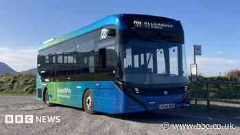 Electric bus trial to help reduce emissions