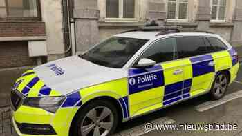 Inbreker viseert drie voertuigen in Battel en steelt drank