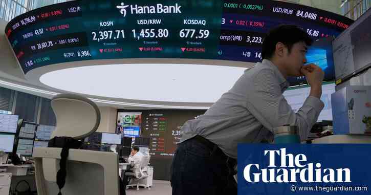 Markets slide further amid fears of escalating trade war between China and US