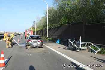 Twee bestuurders gewond bij kop-staartaanrijding op E17