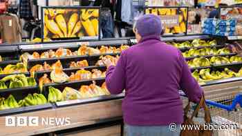 Tesco braces for grocery price war with rivals