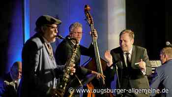 Im Ballonmuseum bekommen alte deutsche Schlager eine Frischzellenkur