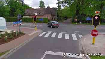 Hinder voor voetgangers en fietsers door nutswerken aan Veltwijcklaan en Kapelsesteenweg