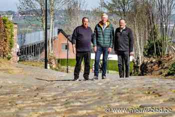 De groene jongens die 30 jaar geleden de kasseien van de wielrenners hebben gered: “De bulldozers stonden klaar”