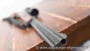 Kontrolle in Privatwohnung: Stadt sichert 15 Großkaliber-Waffen und einen Zentner Munition