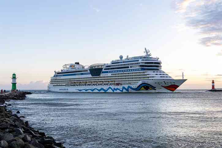 Das Kreuzfahrtschiff „AIDAmar“ wird am Sonntag die Kreuzfahrtsaison 2025 im Seebad Warnemünde eröffnen –167 Anläufe sind in diesem Jahr in Rostock geplant.