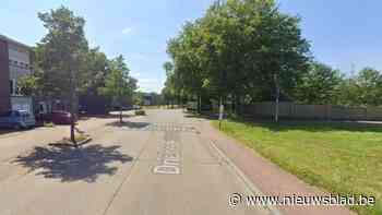 Kerkhofmuur aan kruispunt Driehoekstraat en Schriek in Ekeren zorgt voor beperkt zicht, nieuw kruispunt op komst