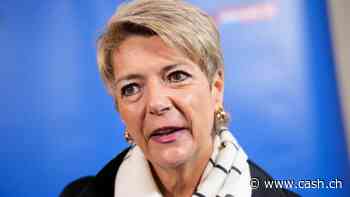Finanzministerin Keller-Sutter reagiert kühl auf UBS-Angebot wegen Investmentbanking