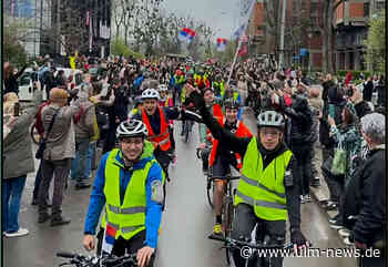 "Tour nach Straßburg": Protestradler machen in Ulm Station