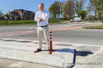 Verhoogde vluchtheuvels moeten ‘Gevaarlijkste kruispunt van West-Vlaanderen’ veiliger maken voor fietsers
