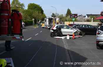 FW Pulheim: Krad kollidiert mit PKW