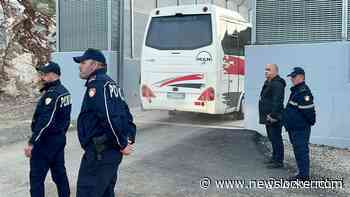 Italië stuurt voor het eerst afgewezen asielzoekers naar detentiecentrum in Albanië