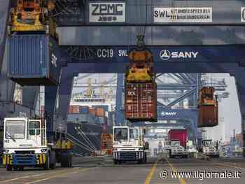 Dazi e incertezza zavorrano la crescita: Pil a rischio dimezzamento nel 2025