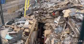 Winnipeg resident calls for removal of dangerous eyesore, months after demolition