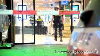 112-nieuws: melding steekpartij in McDonald's • ruit van winkel vernield