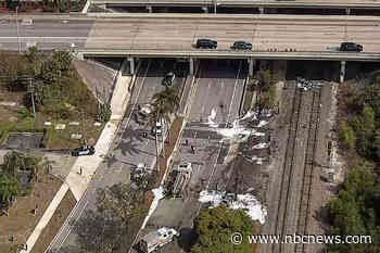 3 people dead after small plane crashes near Boca Raton Airport in Florida