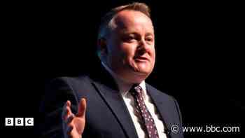 Ceidwadwyr yn galw am 'ymyrraeth frys' ar gynllun addysg Gwynedd