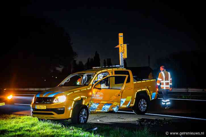 Wagen weginspecteur geramd bij ongeval op snelweg
