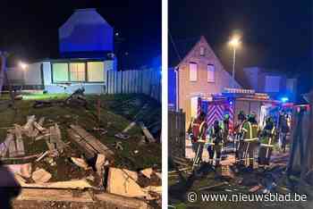 Dronken bestuurder ramt veranda en pleegt vluchtmisdrijf, maar laat nummerplaat achter: politie kan dader snel onderscheppen