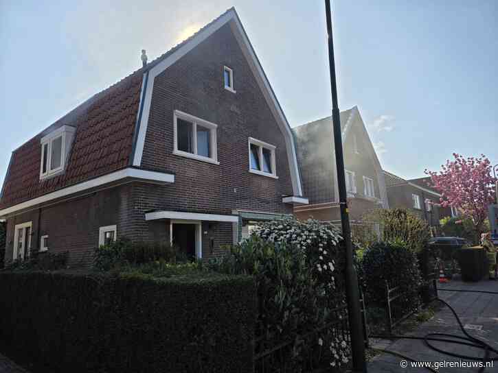 Brand in bijkeuken van woning, brand zorgt voor flinke rookontwikkeling