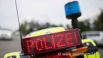 Freilassinger (65) stürzt mit Motorrad auf Westautobahn schwer und wird in Klinik geflogen