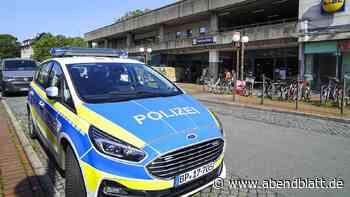 Dieb klaut wartendem Mann im Bahnhof Altona 1200 Euro