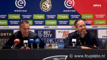 Robin van Persie richt zich tot persvoorlichter Feyenoord: ‘Ik heb een verrassing voor jou’