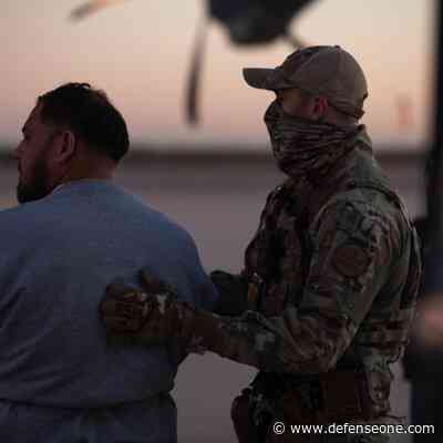 Trump directs military to control federal land along southern border