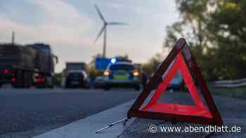 Lkw kippt auf die Fahrbahn – A1 Richtung Norden gesperrt