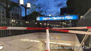 Mann in Berliner U-Bahnhof erstochen: Angreifer stirbt im Krankenhaus