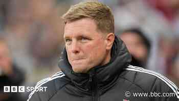 Newcastle boss Howe taken to hospital