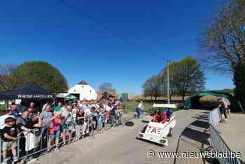 IN BEELD. Grote belangstelling voor Belgisch Kampioenschap zeepkistenrace in Mollem: “We doen eens zot”