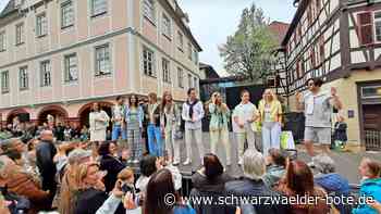 Jede Menge Angebote: Nagolder Frühling lockt viele Besucher in die Innenstadt