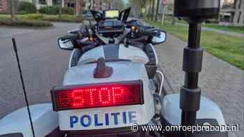 112-nieuws: verwarde man weggehaald • man zonder rijbewijs aangehouden