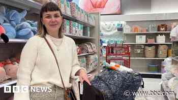 'I can't keep up': Trump's changing tariffs leave shoppers feeling paralysed