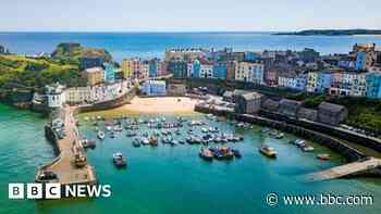 'Brutal' holiday let rules 'risk thousands of jobs'