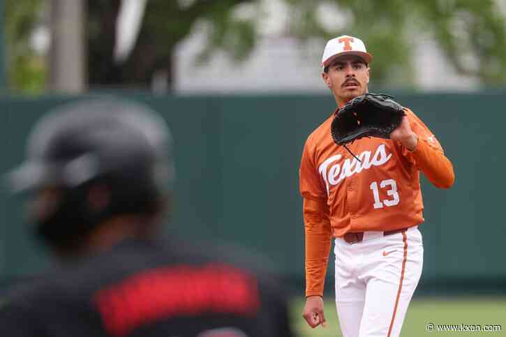 No. 2 Texas keeps rolling through SEC, picks up road series over Kentucky