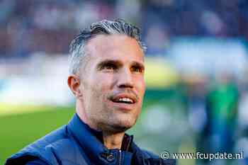 Van Persie houdt miljoenenaankoop buiten selectie: 'Hij traint met de jeugd'