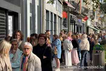 Stormloop voor uitverkoop Casa in Mechelen: enorme rij kooplustigen op IJzerenleen