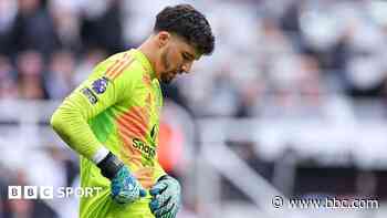 Bayindir's failed Man Utd audition offers Onana dilemma