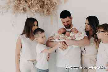 Evelien (37) en Dries (30) verwelkomen identieke drieling met exact hetzelfde DNA: “Ze doen alles samen, zelfs niezen”